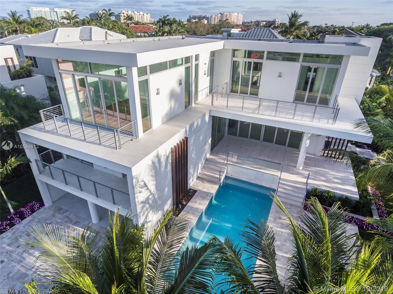 TROPICAL ISLE HOMES SUB 4 - Residential