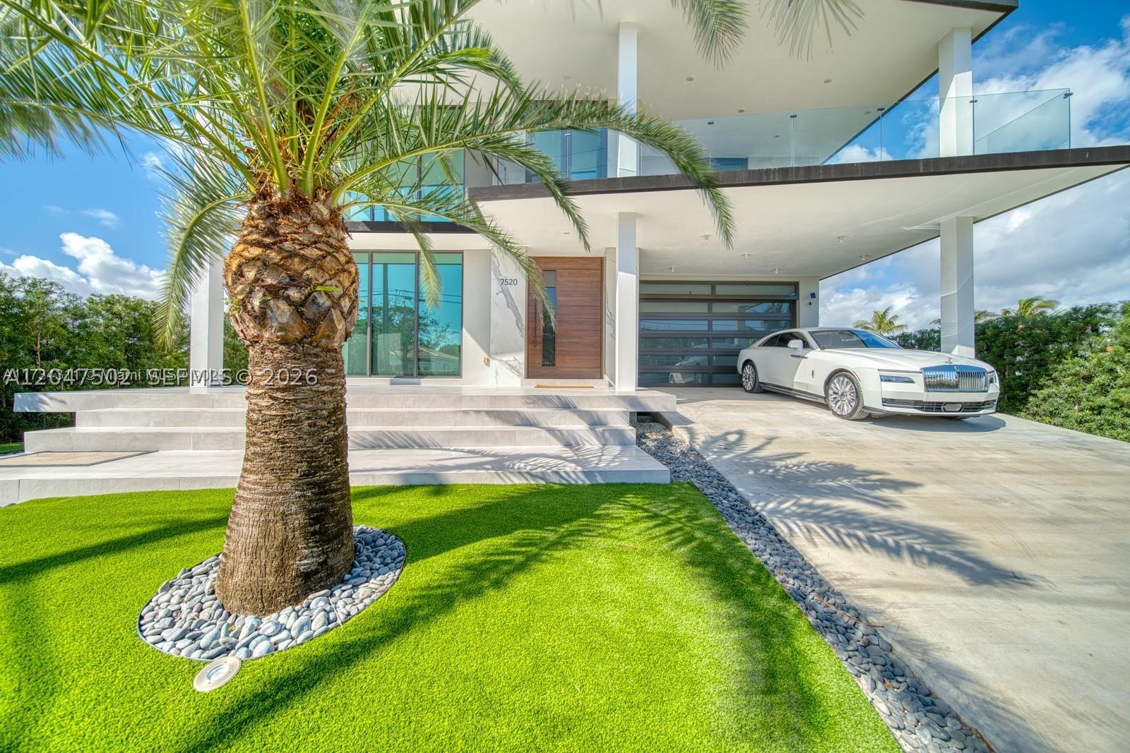 TREASURE ISLAND - Residential