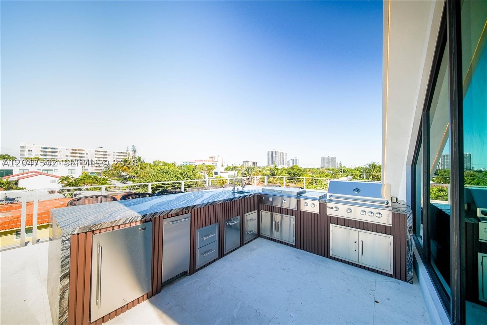 TREASURE ISLAND - Residential