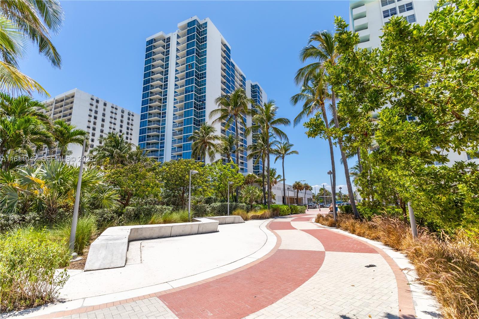 MIRASOL OCEAN TOWERS COND - Residential