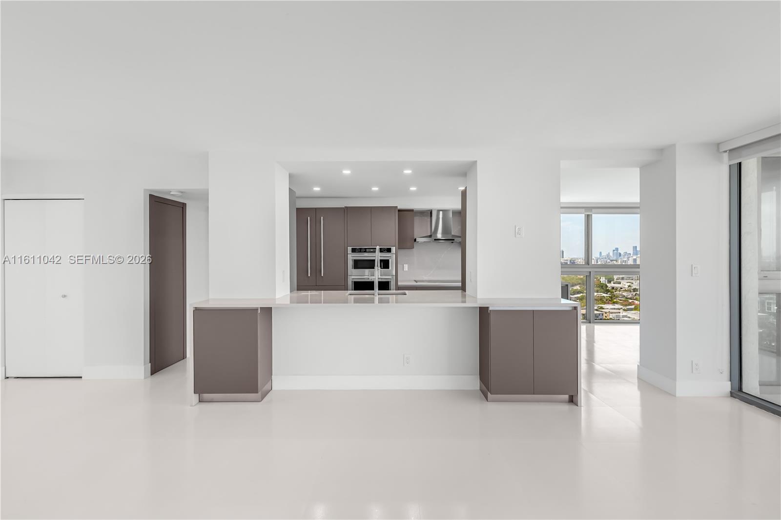 MIRASOL OCEAN TOWERS COND - Residential