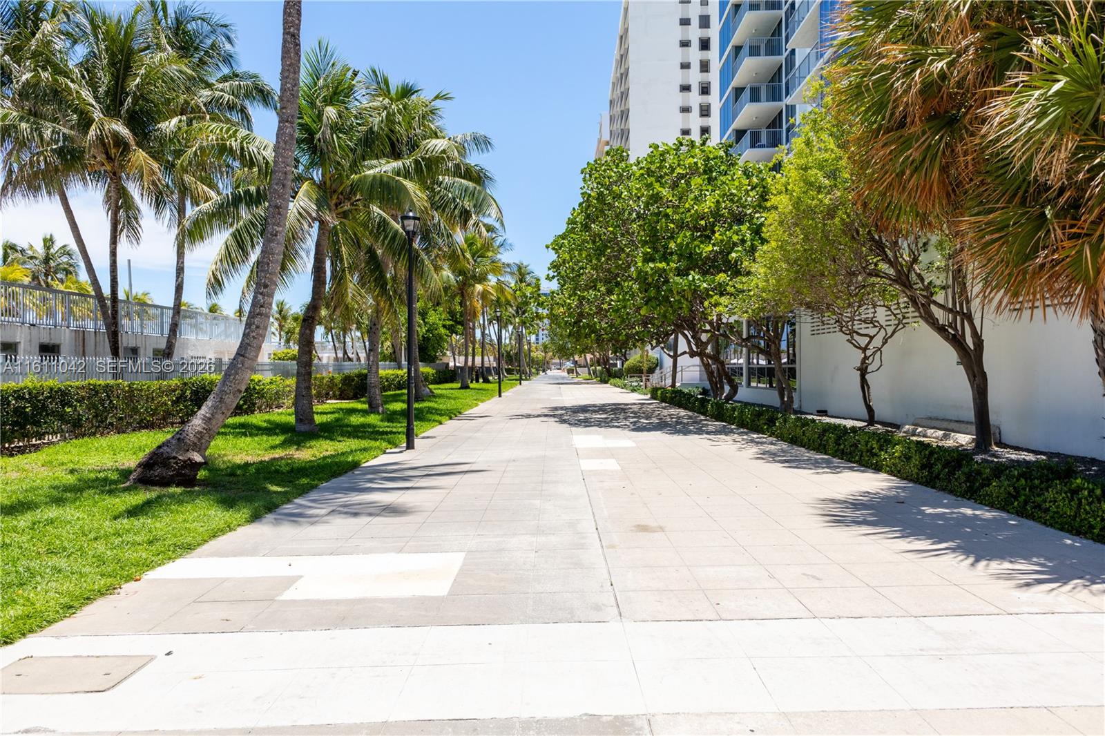 MIRASOL OCEAN TOWERS COND - Residential