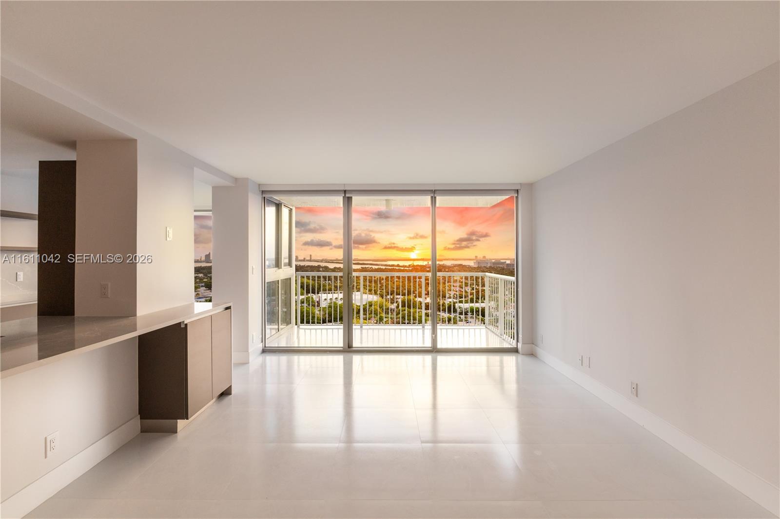 MIRASOL OCEAN TOWERS COND - Residential