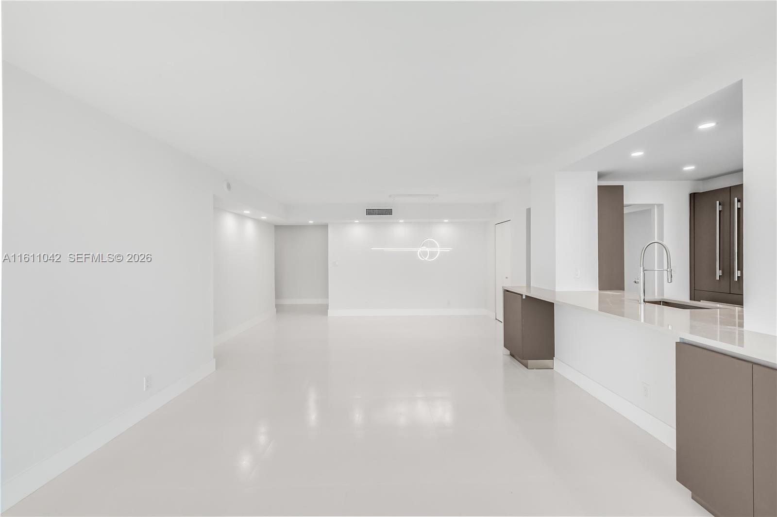 MIRASOL OCEAN TOWERS COND - Residential