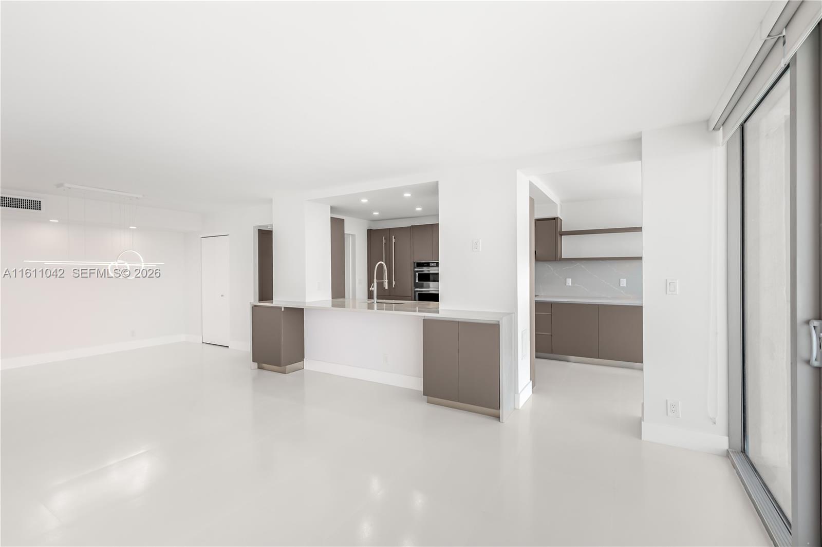 MIRASOL OCEAN TOWERS COND - Residential