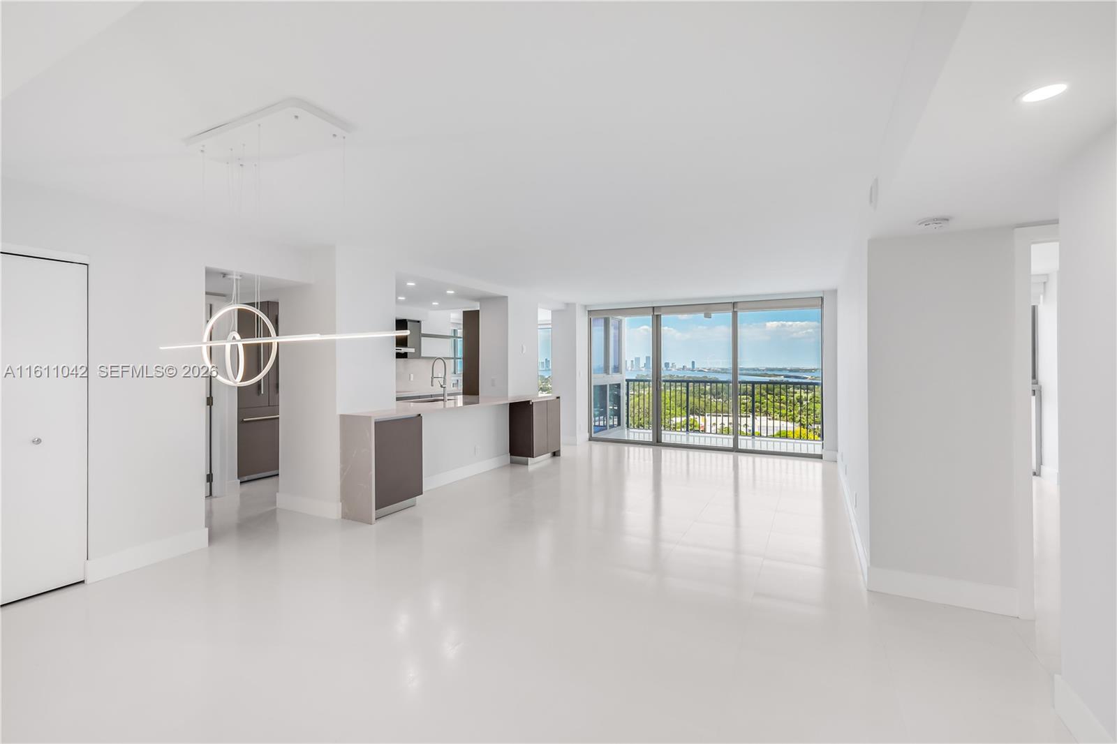 MIRASOL OCEAN TOWERS COND - Residential