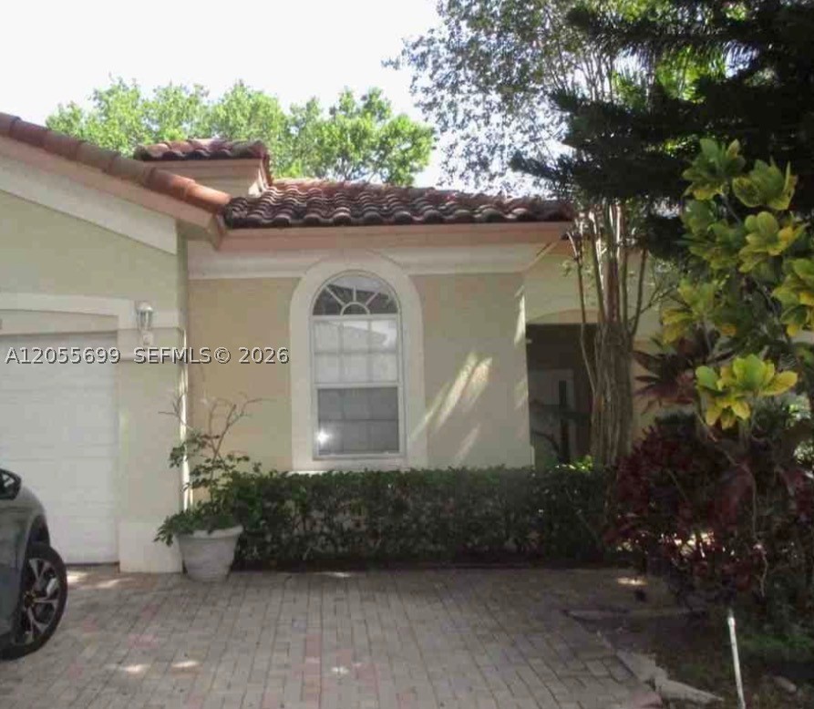 DORAL ISLES CARIBBEAN - Residential