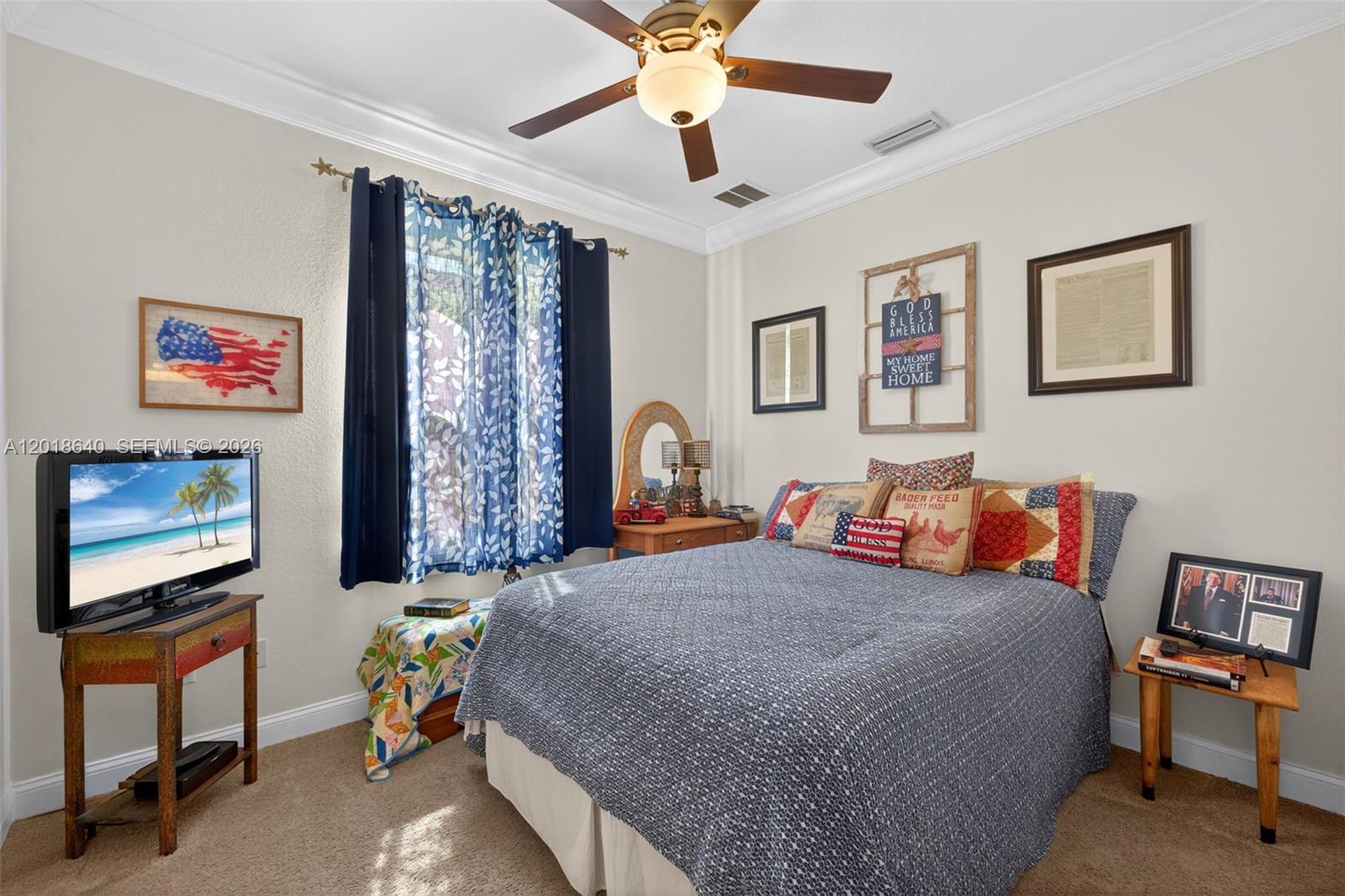 BOTANICA LAKES - Residential