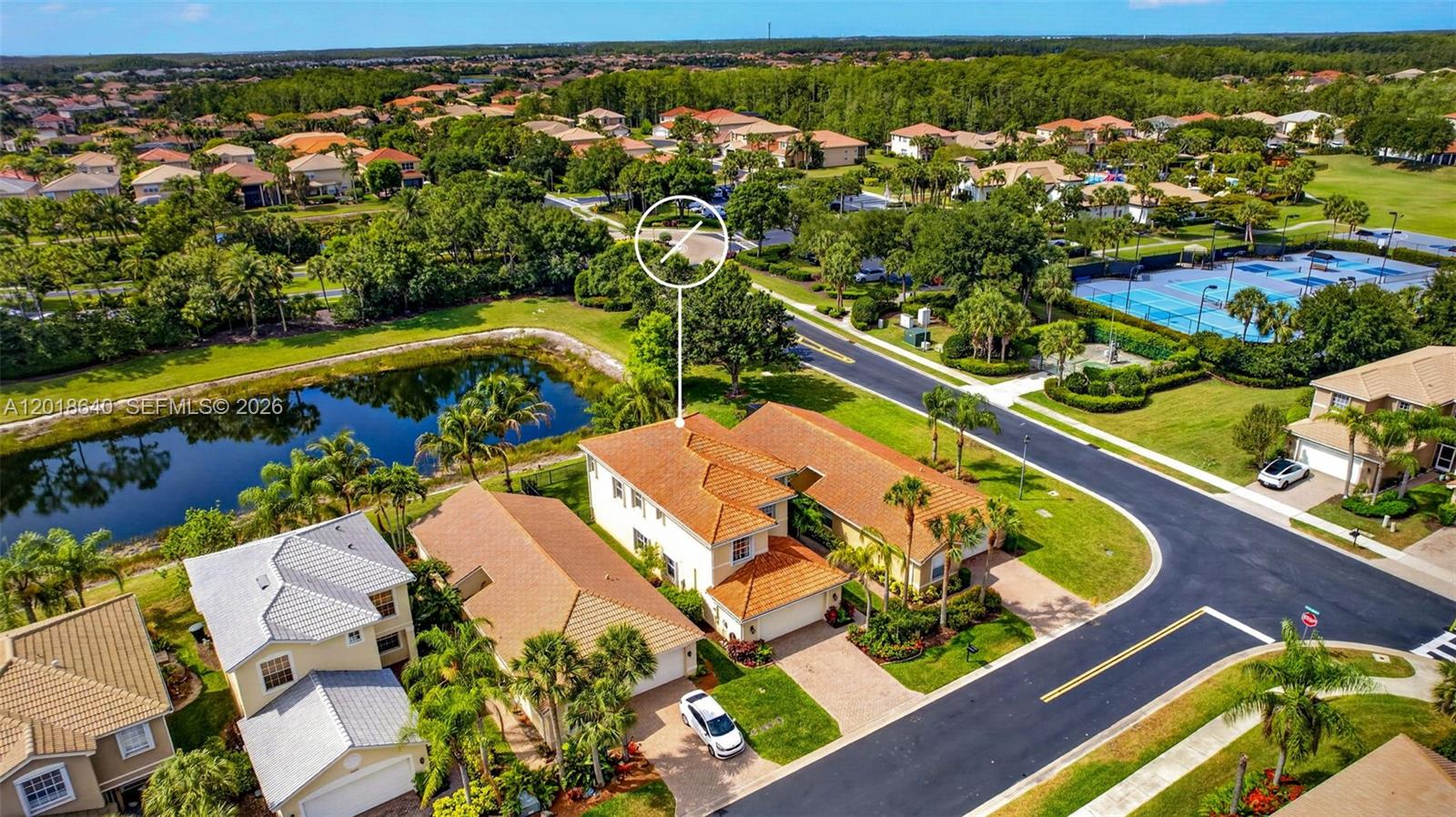 BOTANICA LAKES - Residential