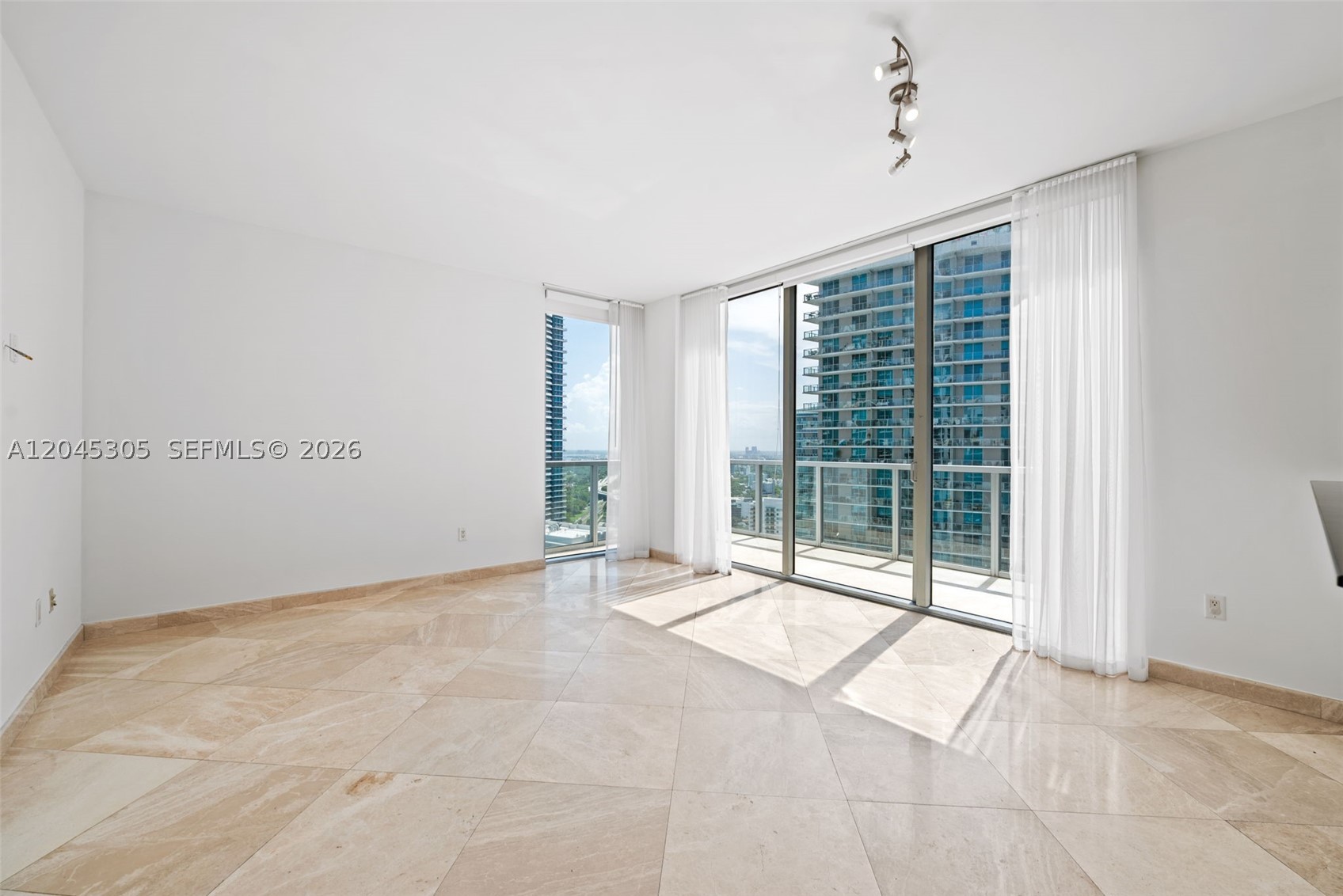1060 BRICKELL CONDO - Residential