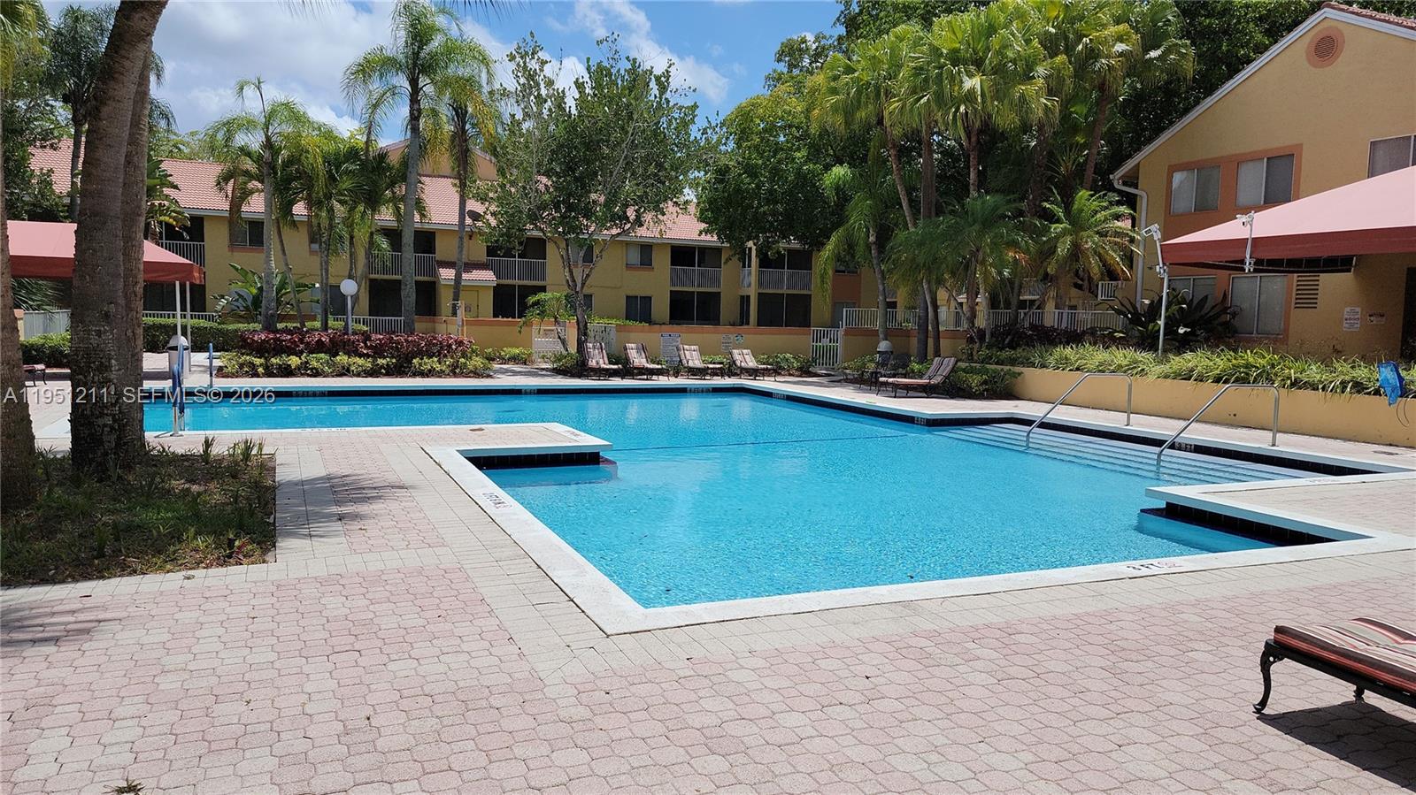 NAPOLI GARDENS AT CORAL S - Residential