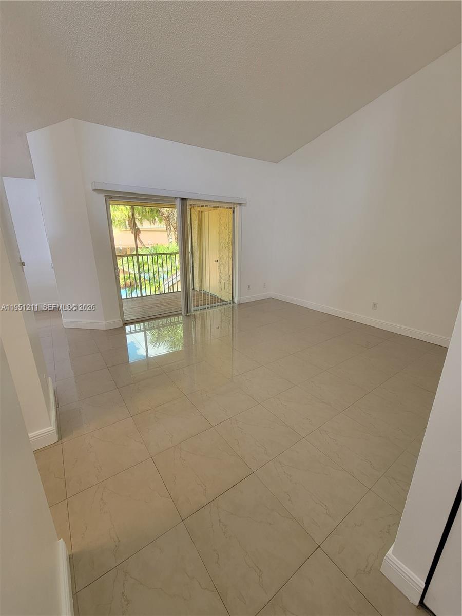 NAPOLI GARDENS AT CORAL S - Residential