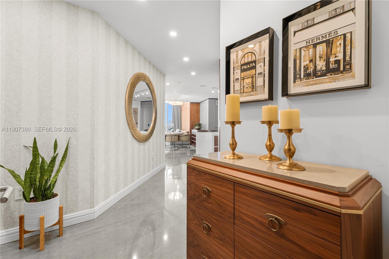PARAMOUNT MIAMI WORLDCENT - Residential