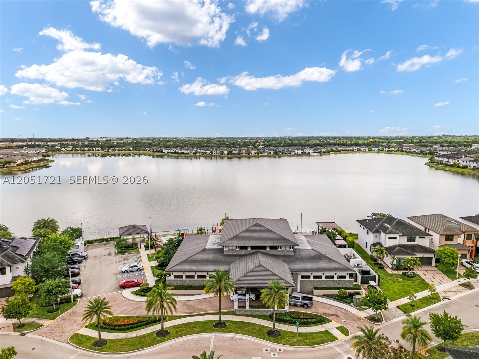 DUNNWOODY LAKE - Residential Lease