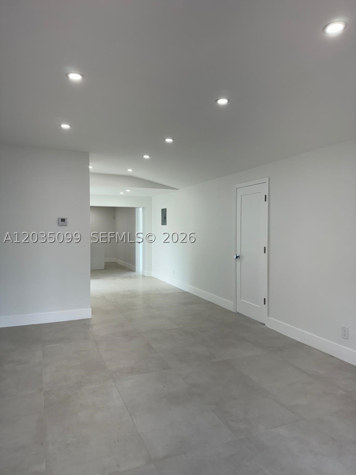PLAYLAND ISLES - Residential Lease