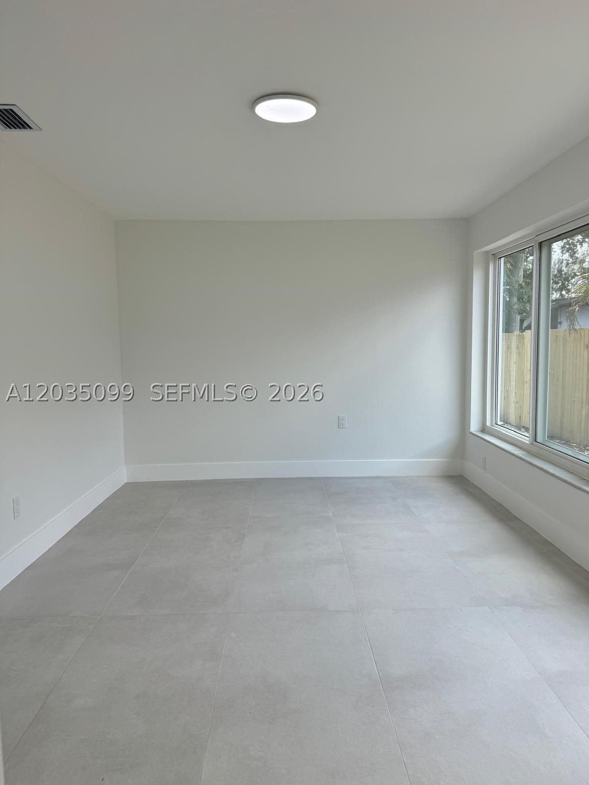 PLAYLAND ISLES - Residential Lease