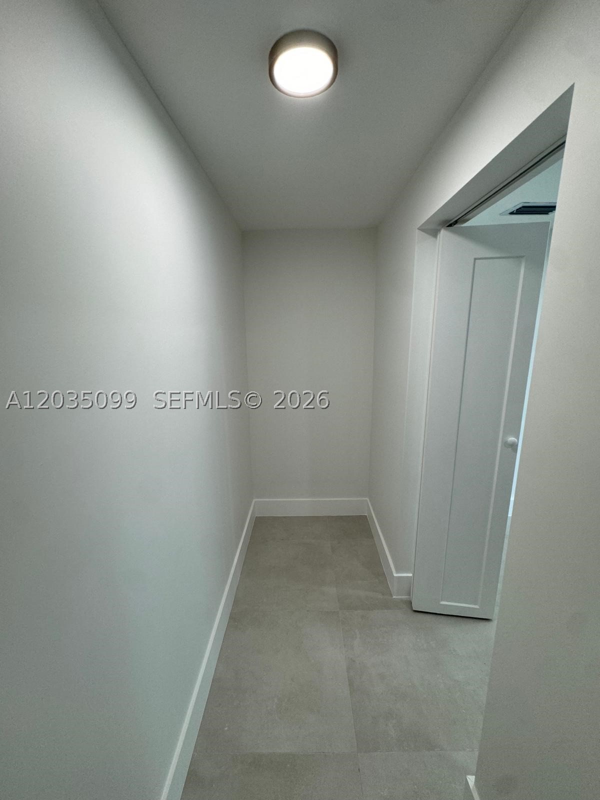 PLAYLAND ISLES - Residential Lease