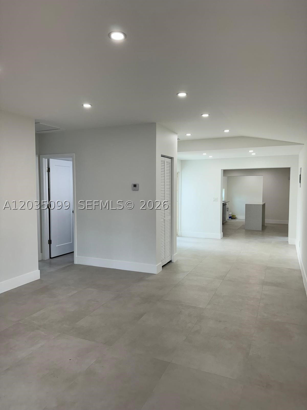 PLAYLAND ISLES - Residential Lease