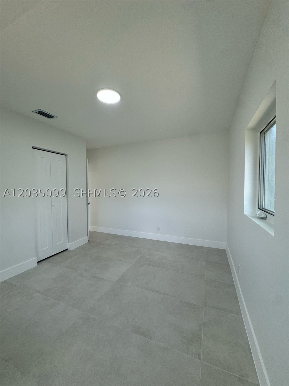 PLAYLAND ISLES - Residential Lease