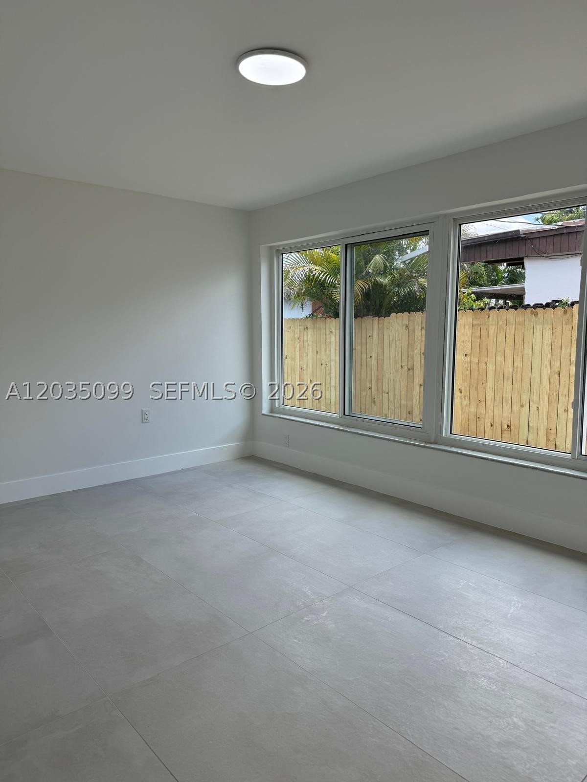 PLAYLAND ISLES - Residential Lease