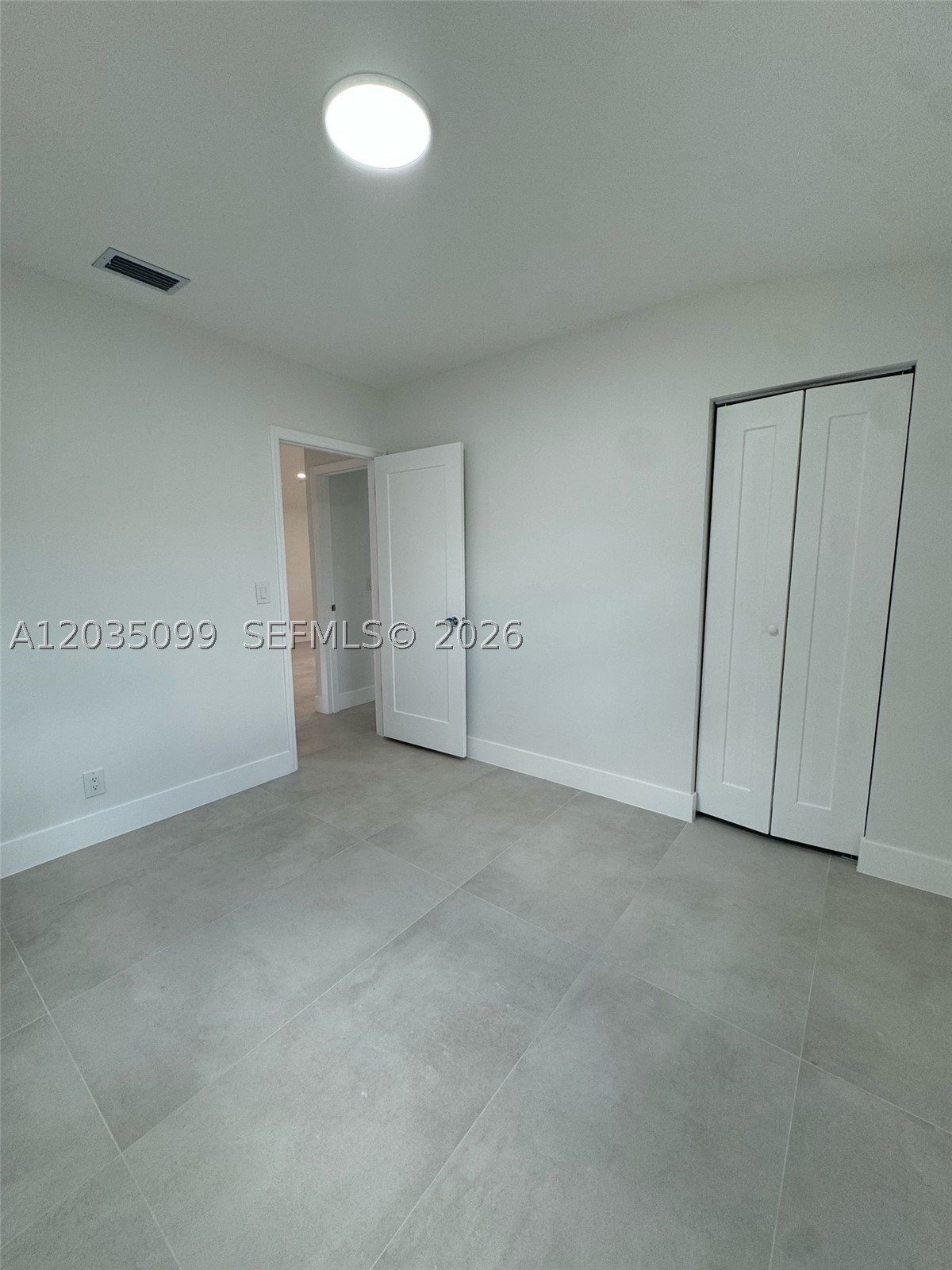 PLAYLAND ISLES - Residential Lease