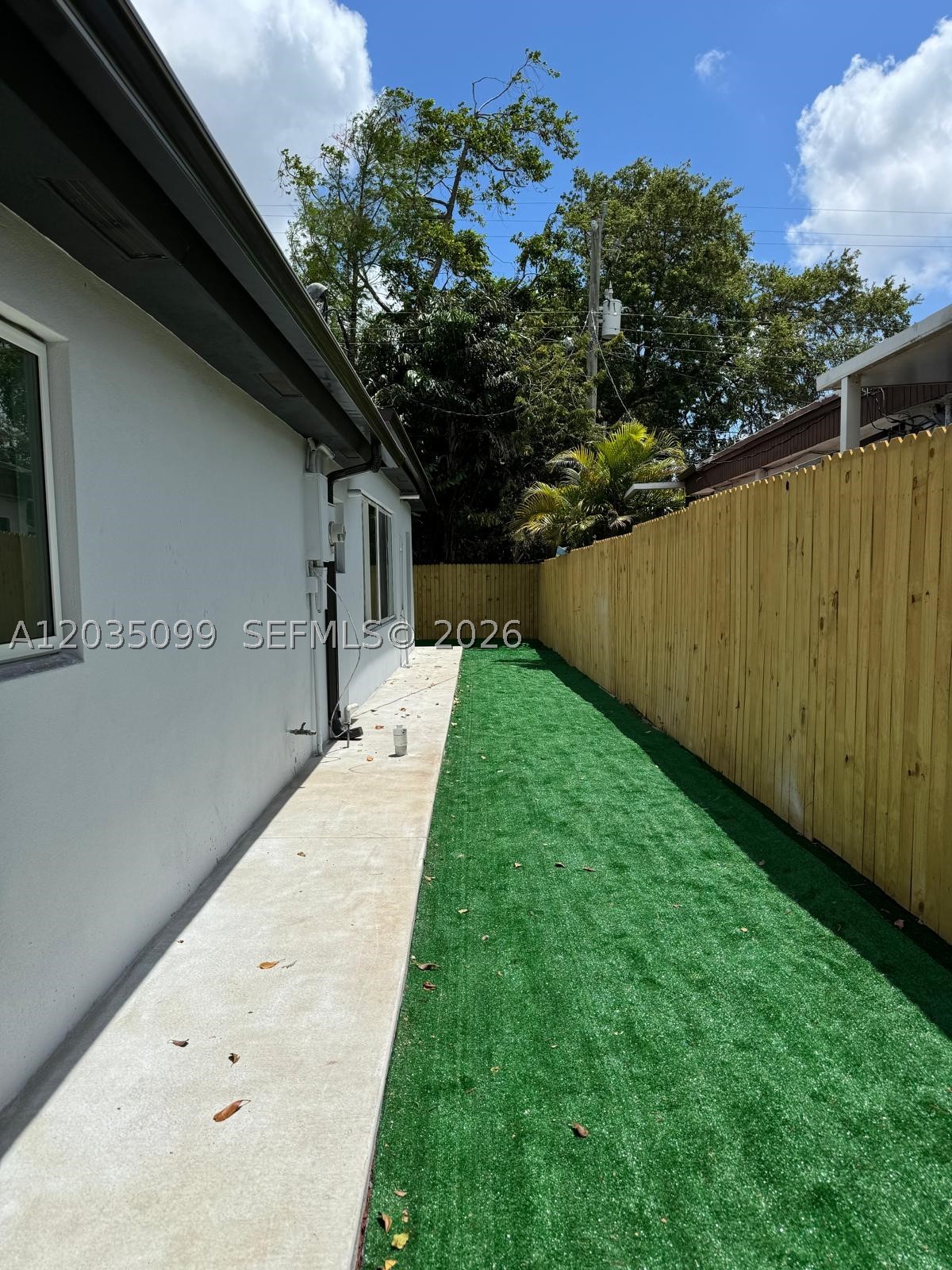 PLAYLAND ISLES - Residential Lease