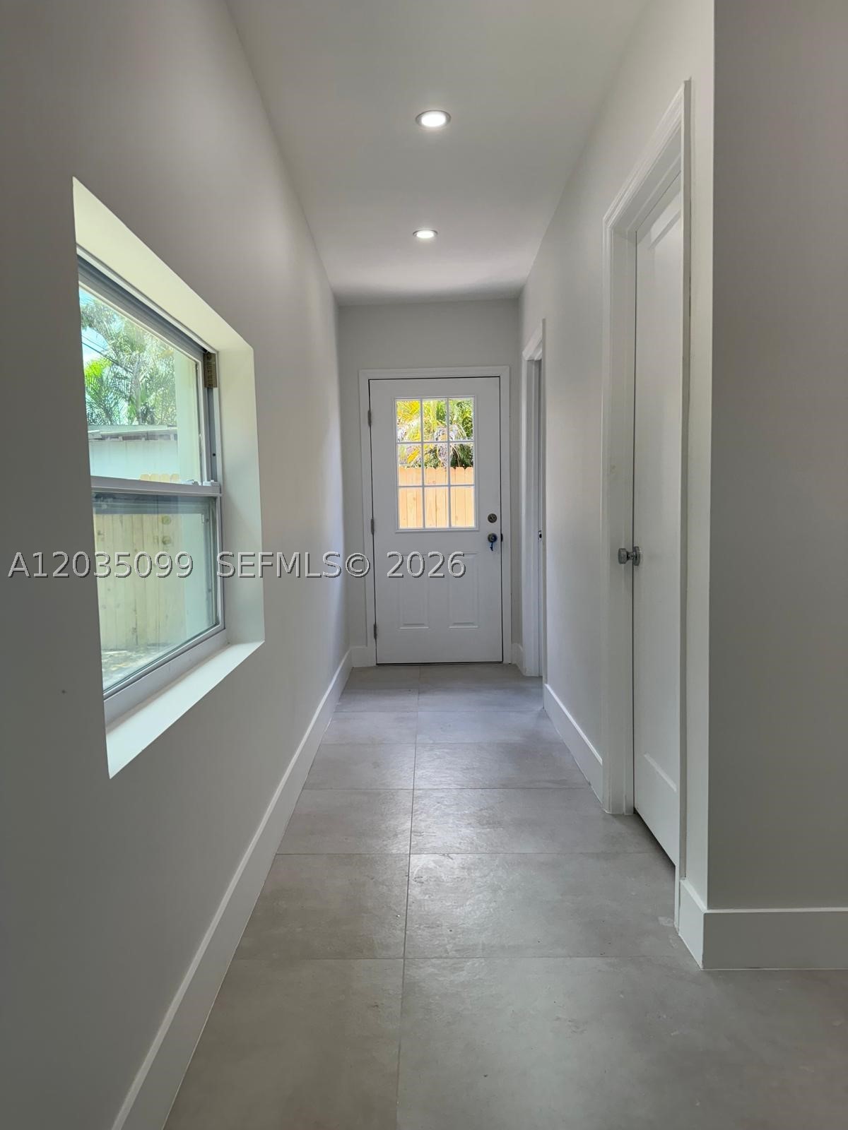 PLAYLAND ISLES - Residential Lease