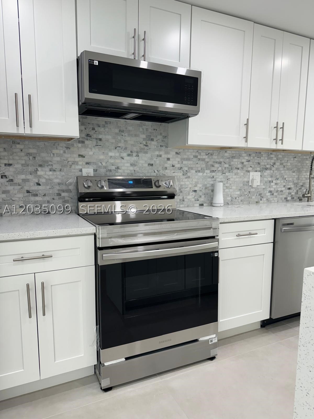 PLAYLAND ISLES - Residential Lease