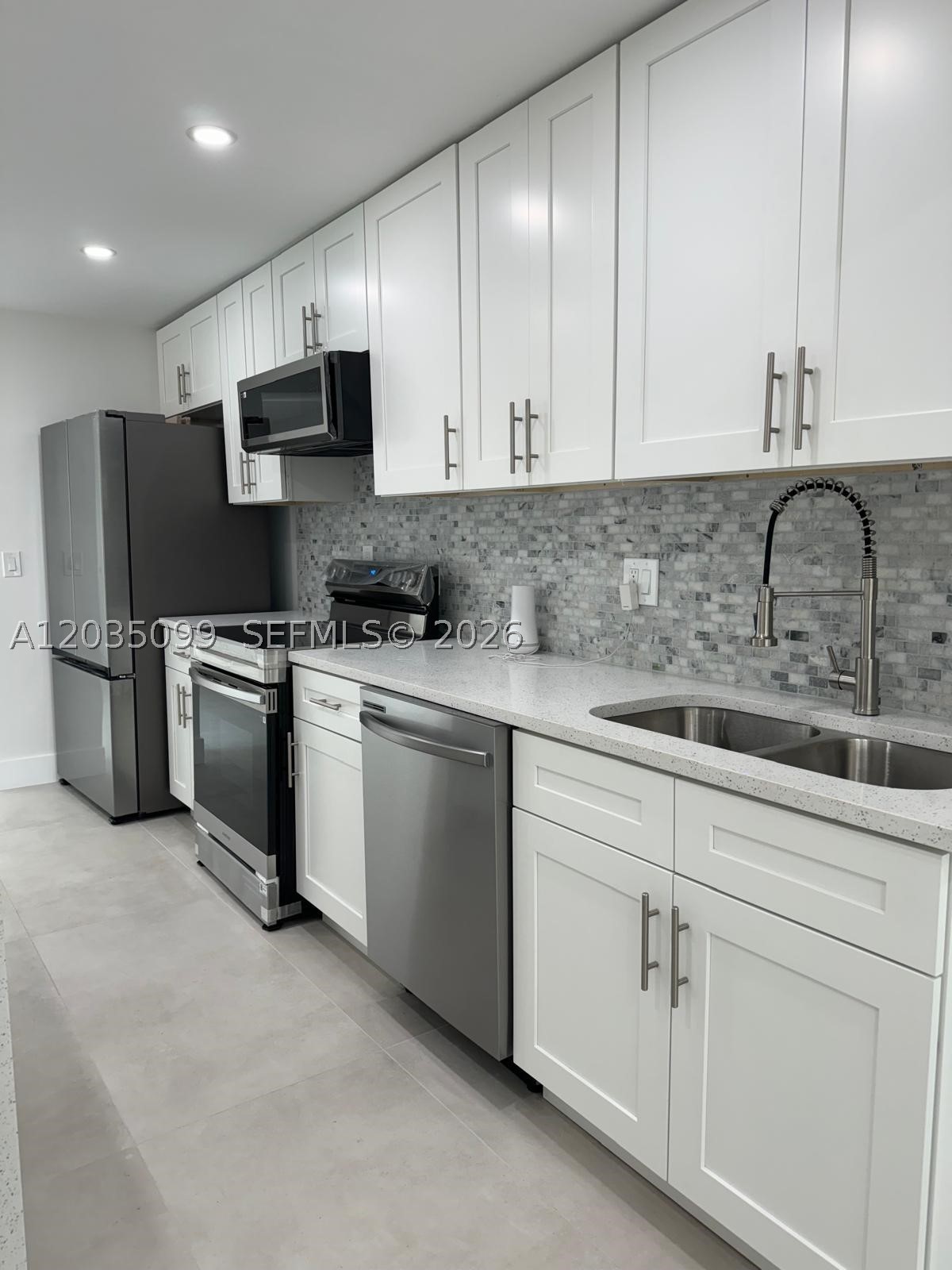 PLAYLAND ISLES - Residential Lease