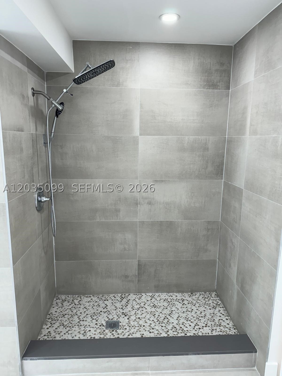 PLAYLAND ISLES - Residential Lease