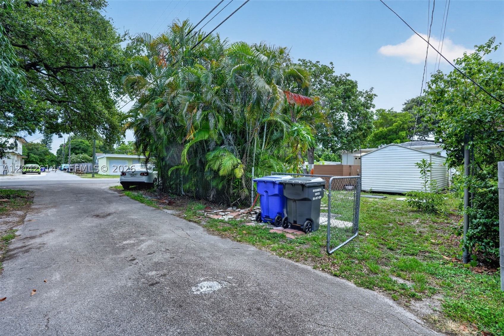 HOLLYWOOD PARK - Residential
