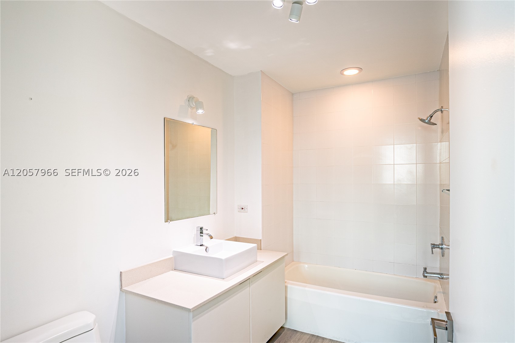 FOUR MIDTOWN MIAMI CONDO - Residential