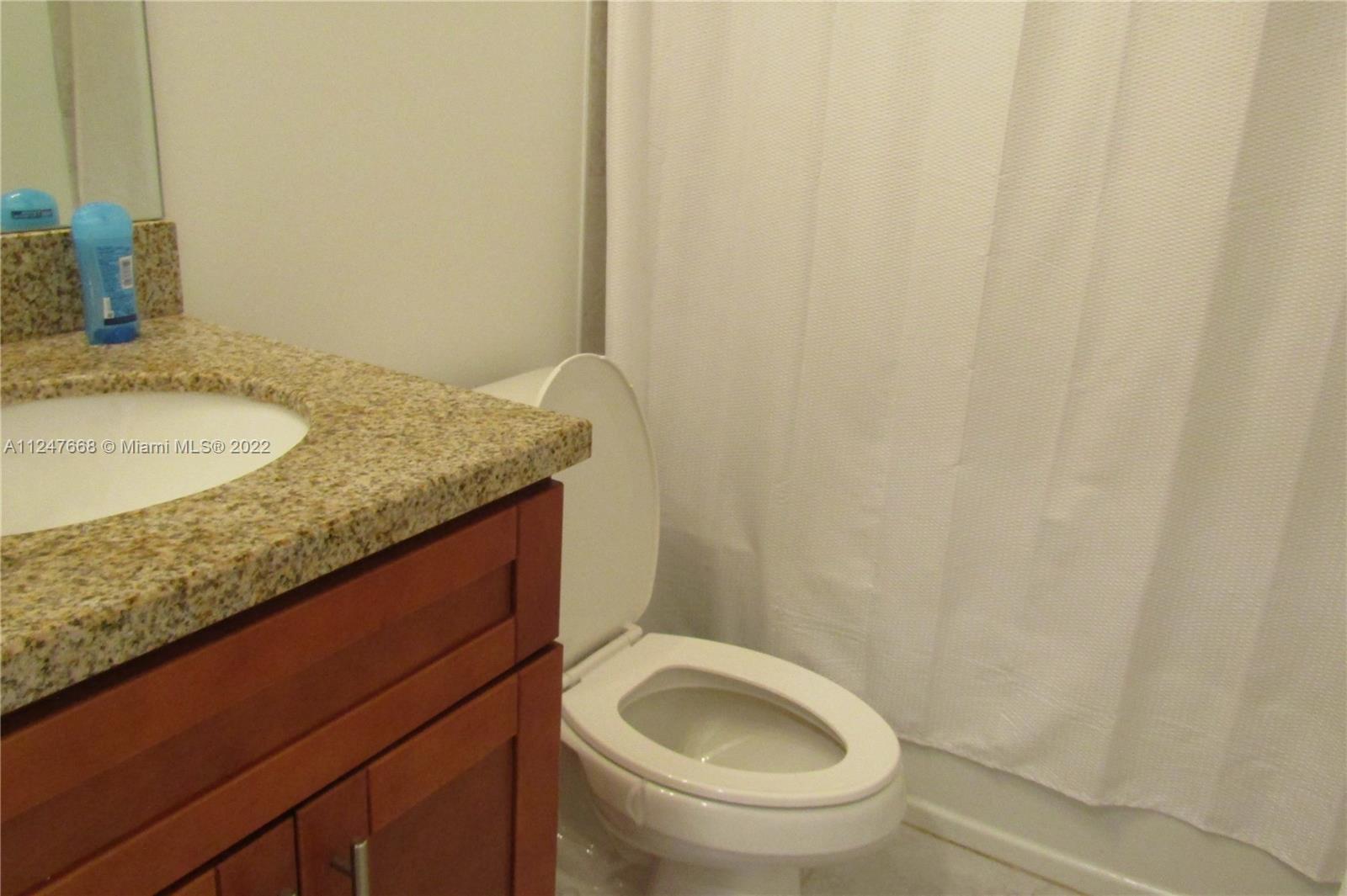 TROPICAL BREEZE TOWNHOUSE - Residential Lease