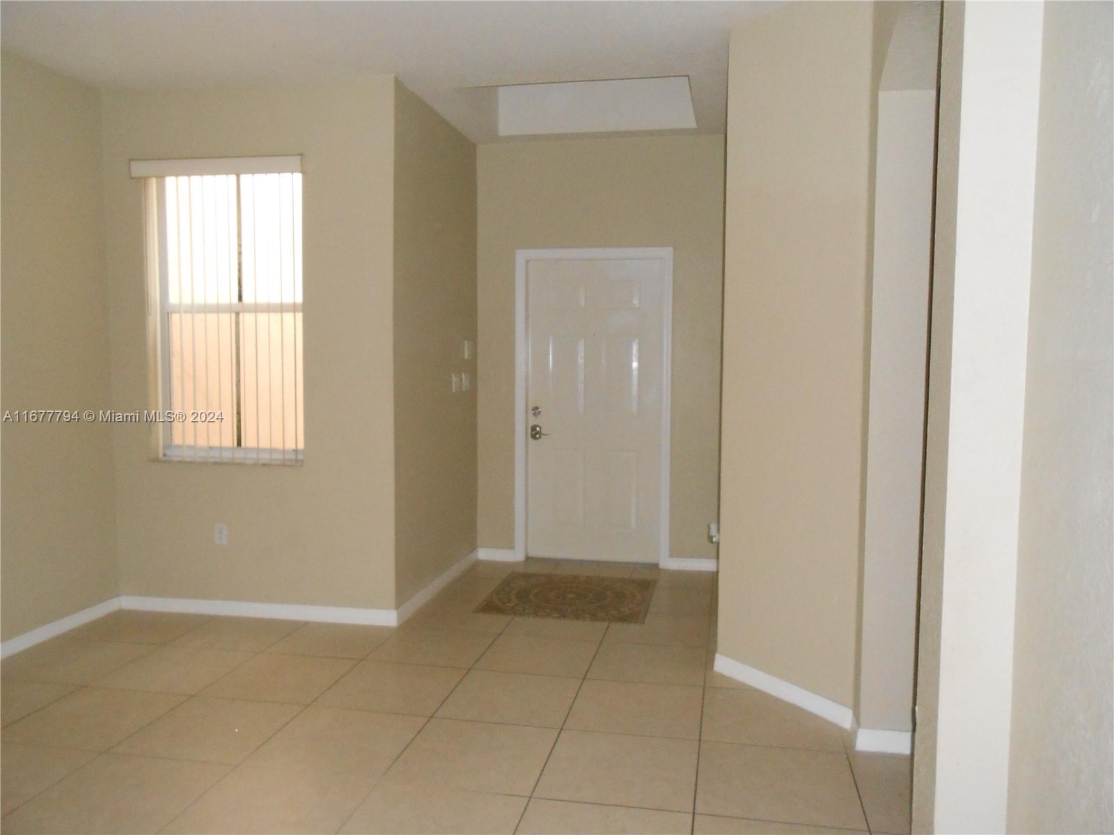 KENDALL BREEZE - Residential Lease