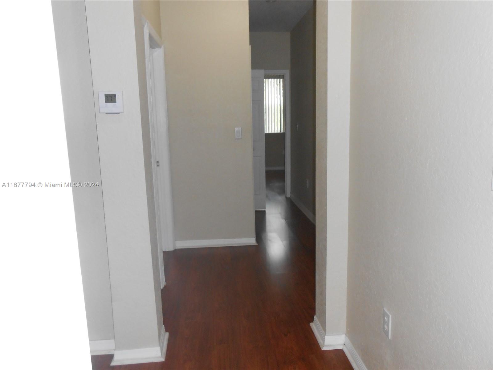 KENDALL BREEZE - Residential Lease