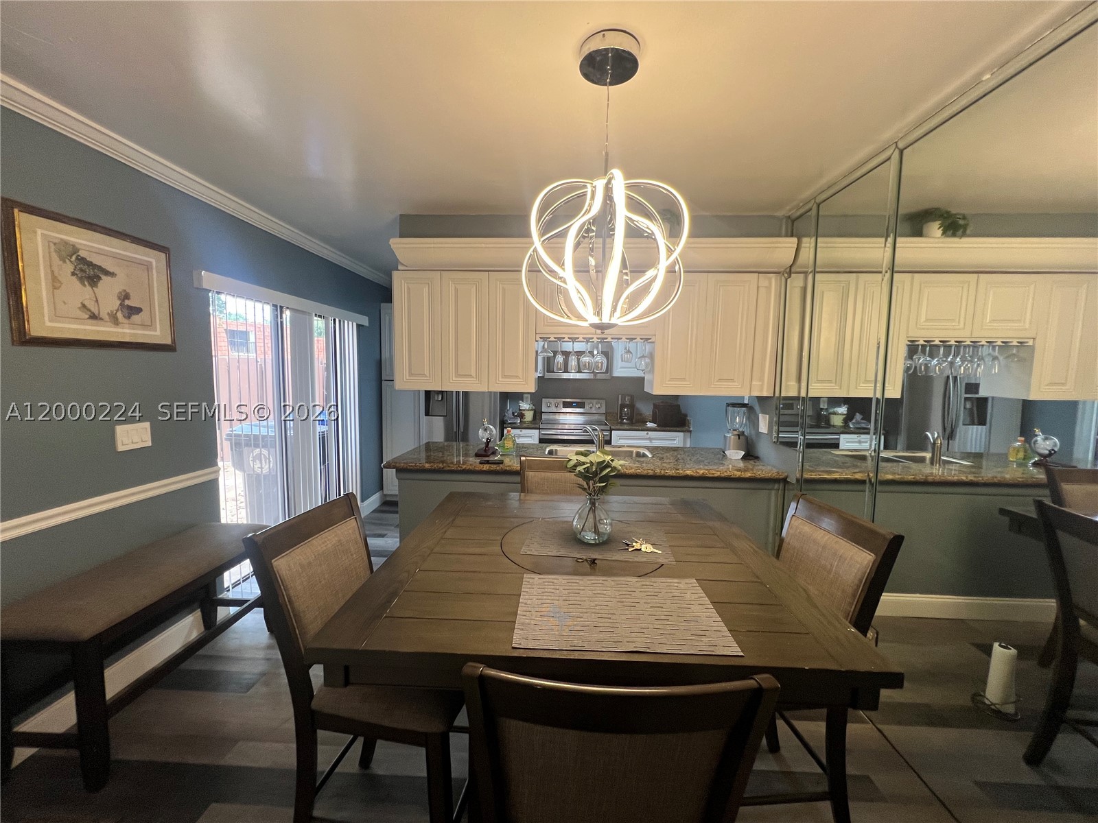 WOODVILLE - Residential