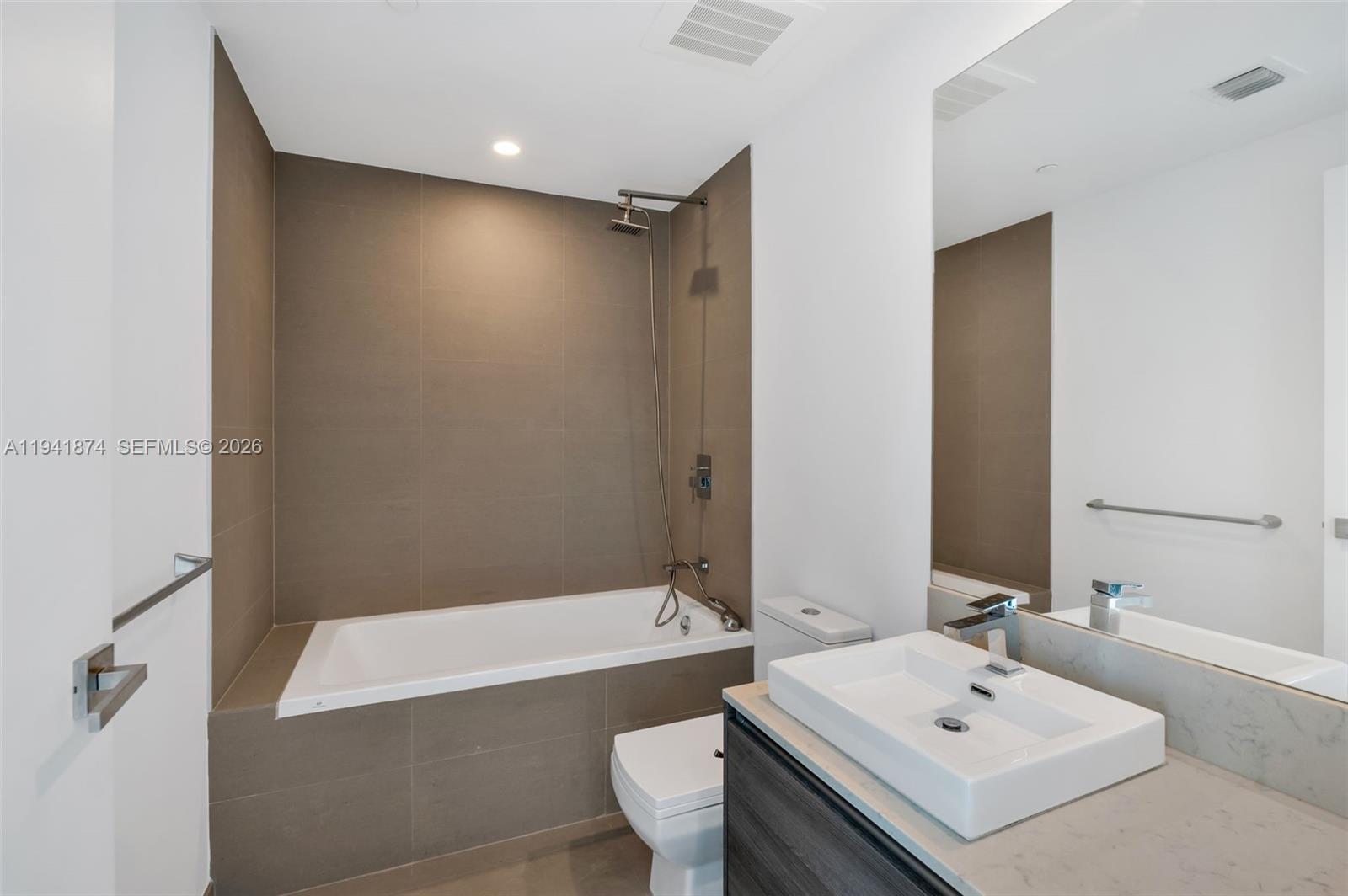 THE BONDO (1080 BRICKELL) - Residential