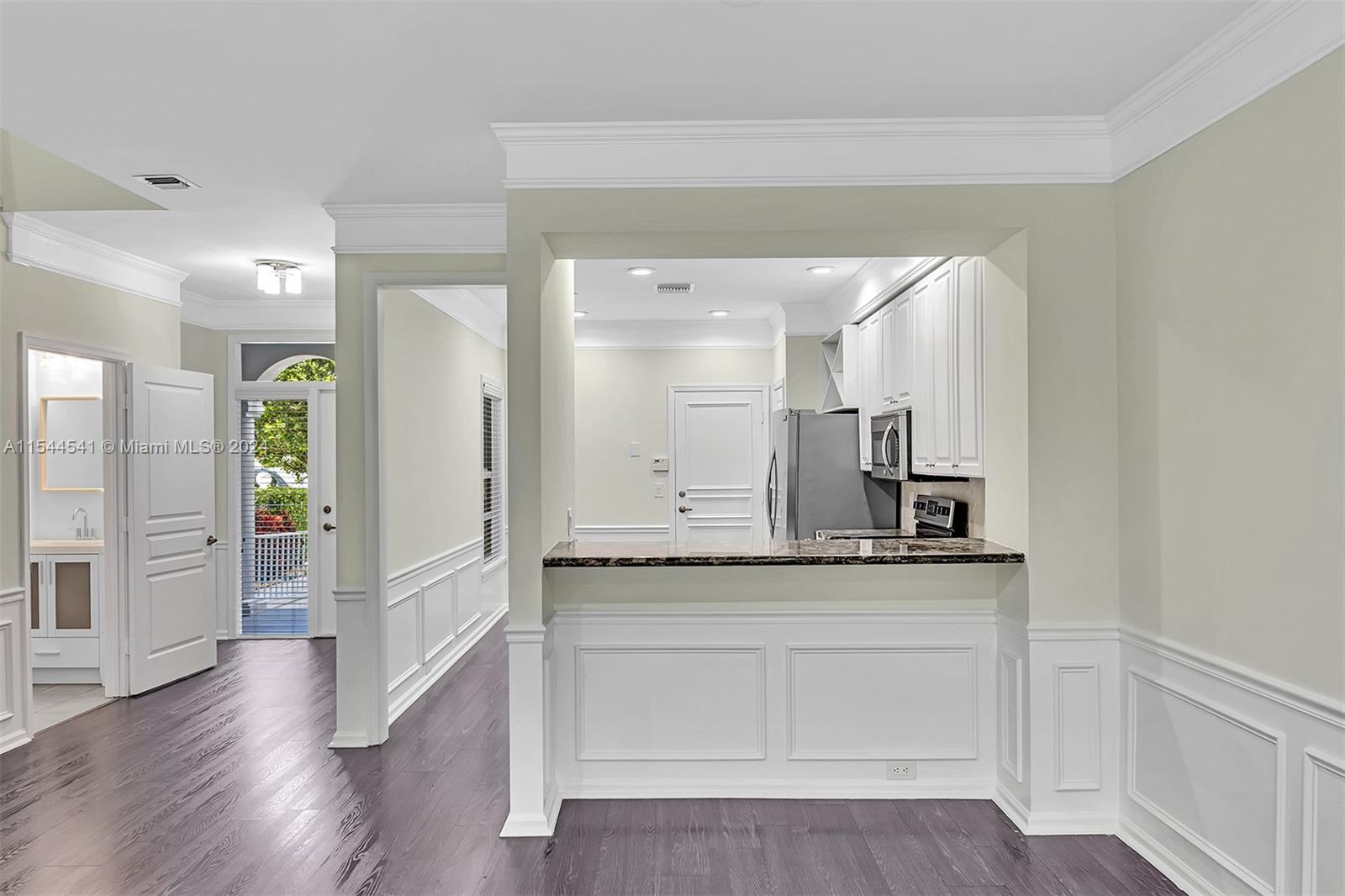 ST ANDREWS GRAND CONDO - Residential