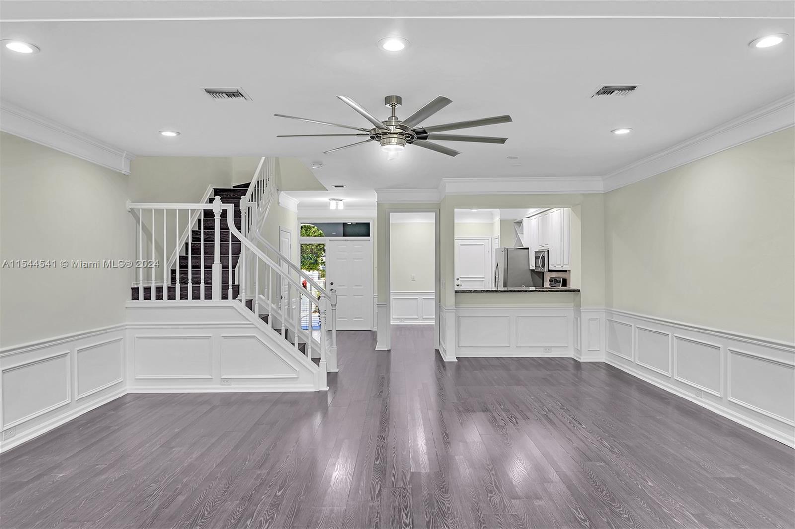 ST ANDREWS GRAND CONDO - Residential