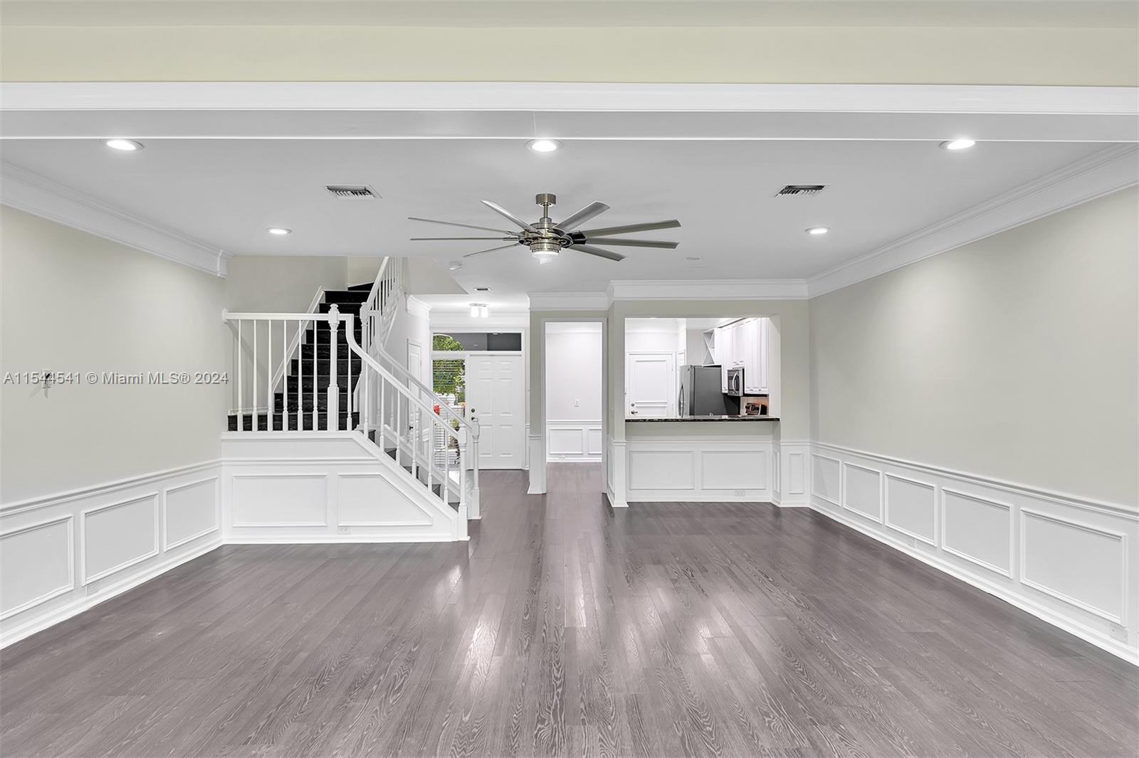 ST ANDREWS GRAND CONDO - Residential