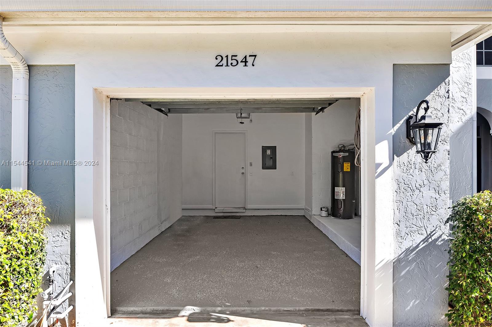 ST ANDREWS GRAND CONDO - Residential