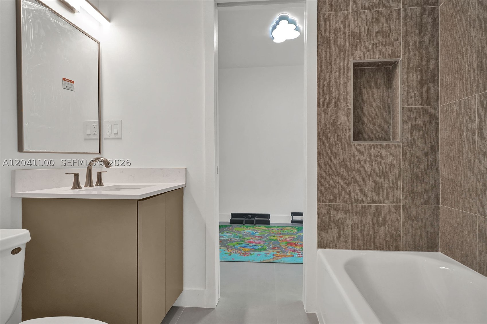 GOLDEN GATE - Residential