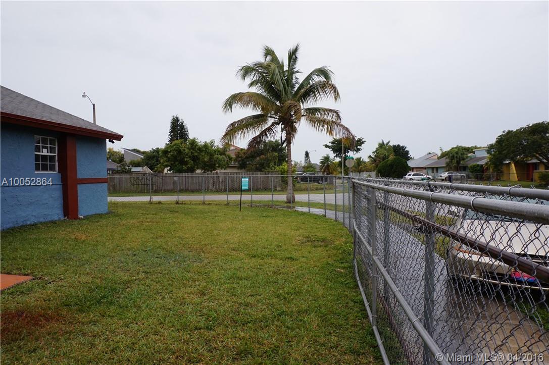 Oak Park Sec 02 - Residential Lease