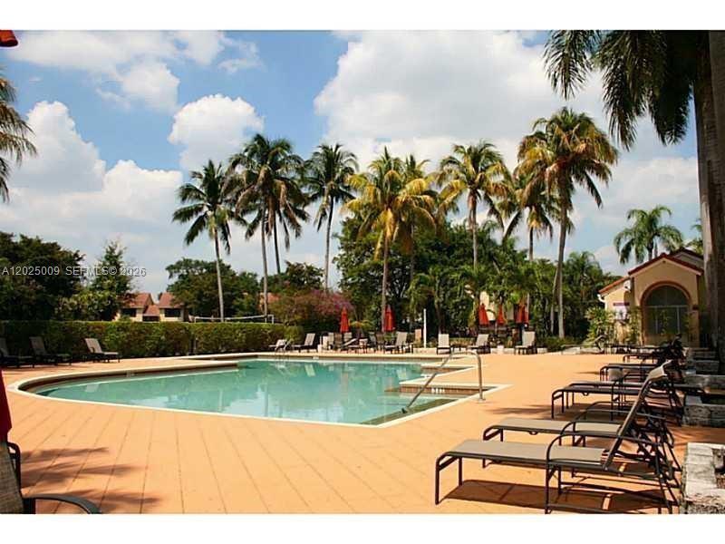 COCO PARC CONDO - Residential