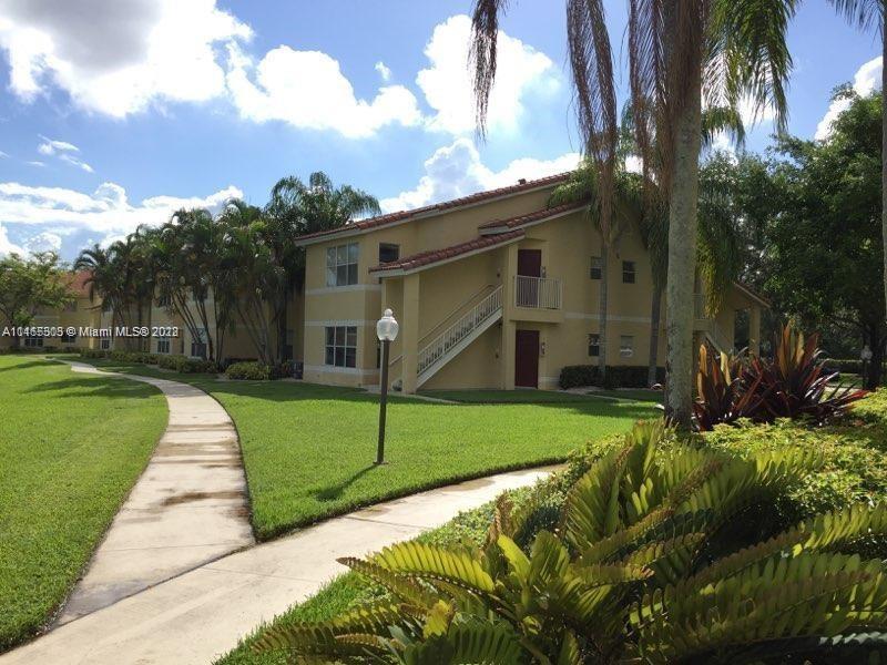 Beautiful 2 bedroom, 1 bathroom condo in Isles at Lago Mar. Spacious living/dining area. Washer/Dryer in unit. Amenities include 2 resort-style pools, 24-hour exercise facility. 2 full-sized lighted tennis courts, 2 racquetball courts, close to Sawgrass Mills Mall shopping & restaurants. Lake view!

The owner is replacing the carpet with Laminate floor, and getting the unit painted.!!!