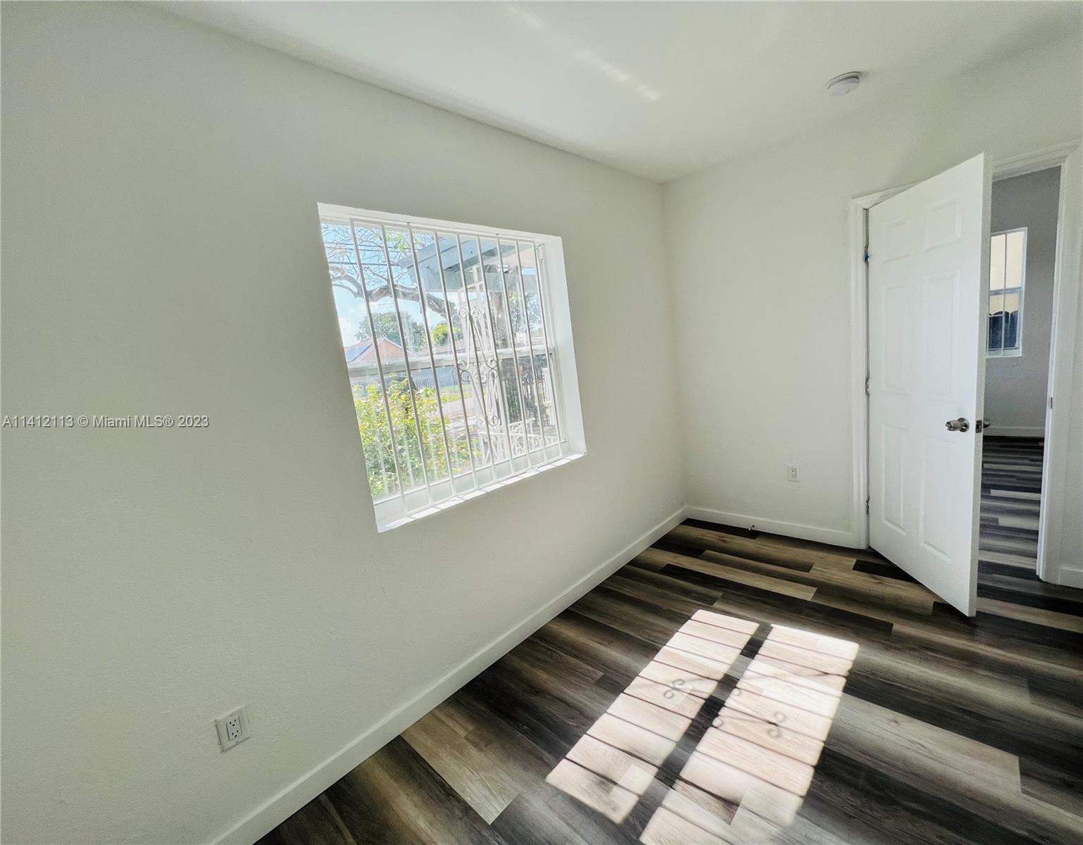 T L JOHNSON SUB IN SW1/4 - Residential Lease