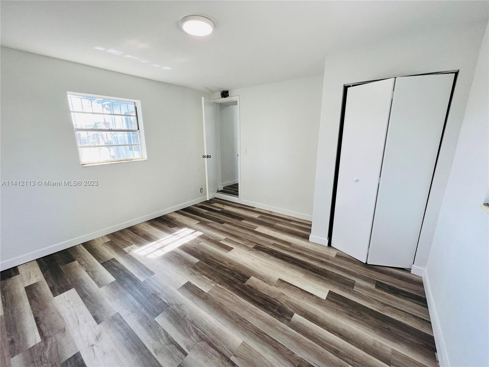 T L JOHNSON SUB IN SW1/4 - Residential Lease
