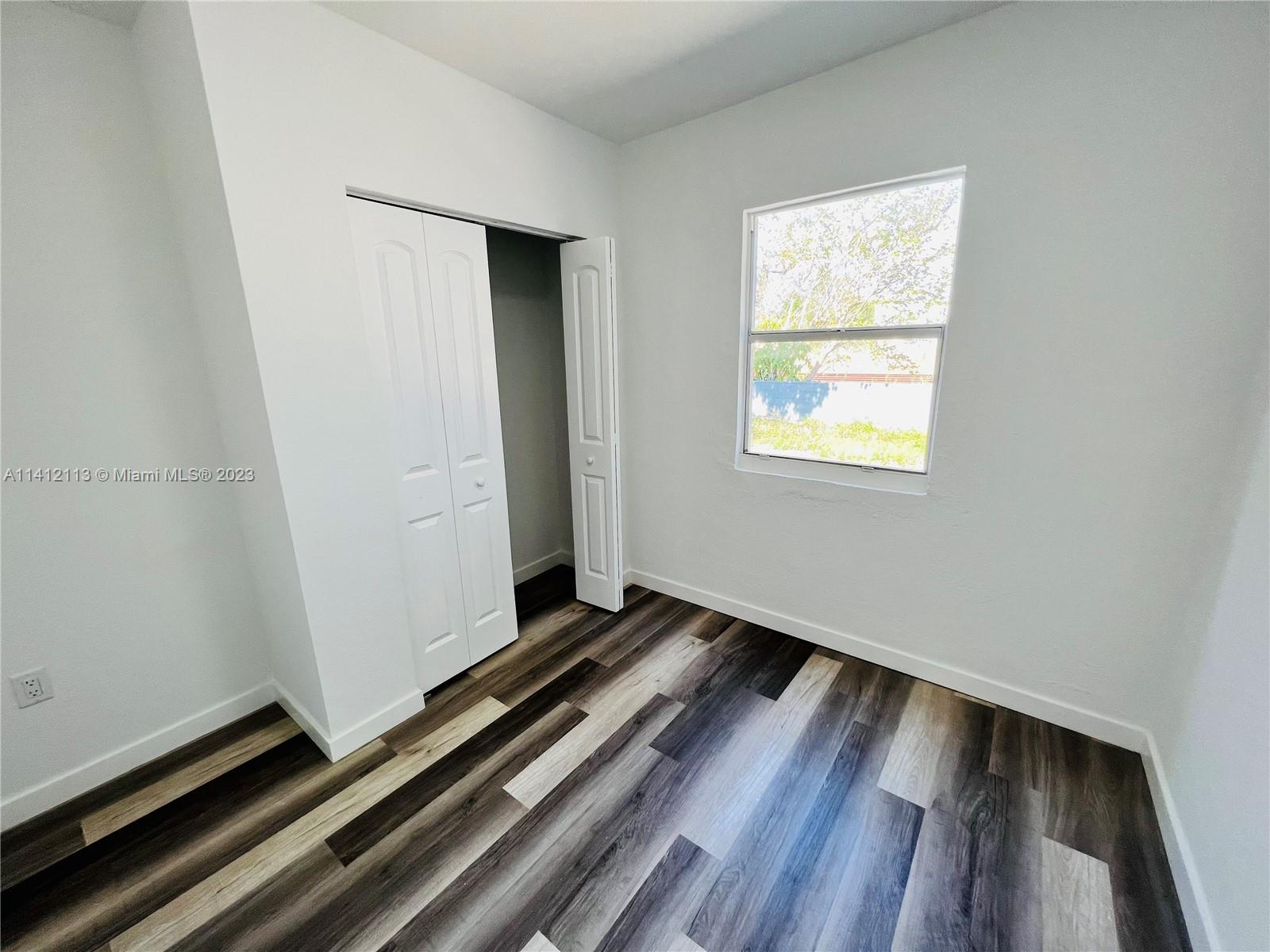 T L JOHNSON SUB IN SW1/4 - Residential Lease