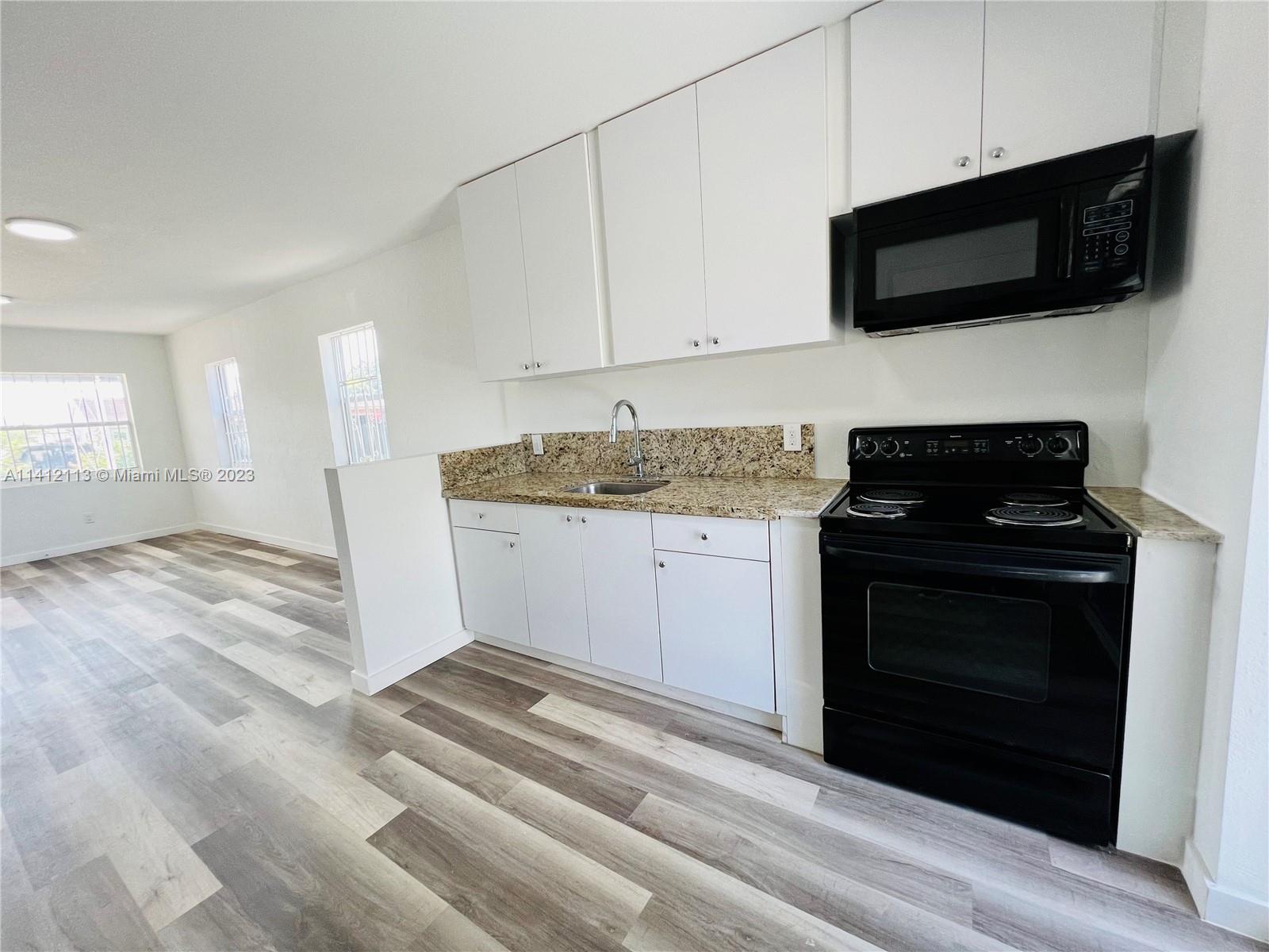 T L JOHNSON SUB IN SW1/4 - Residential Lease
