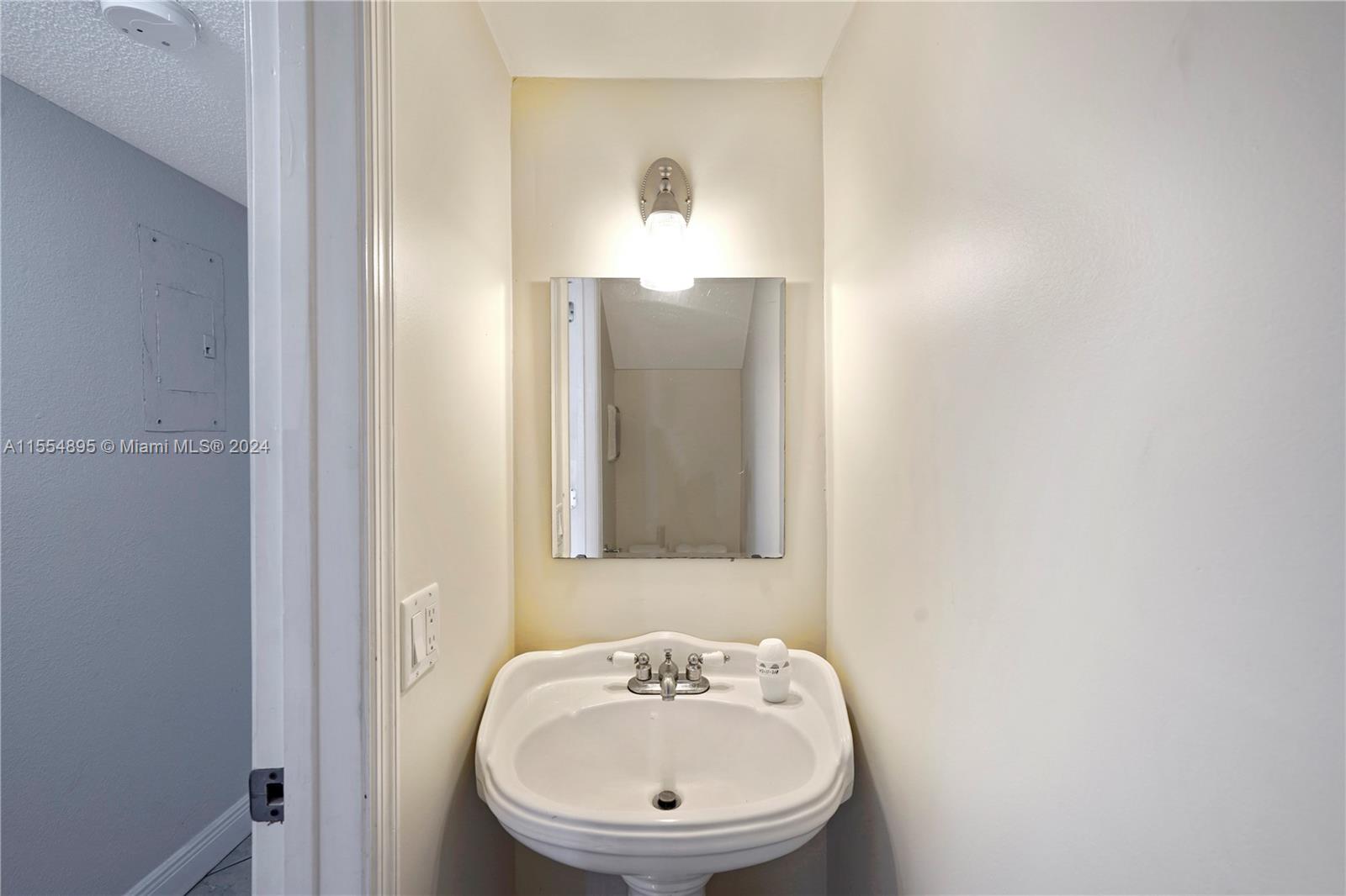 WESTLAND VILLAGE CONDO II - Residential